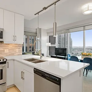 Stylish Downtown By Globalstay Canada