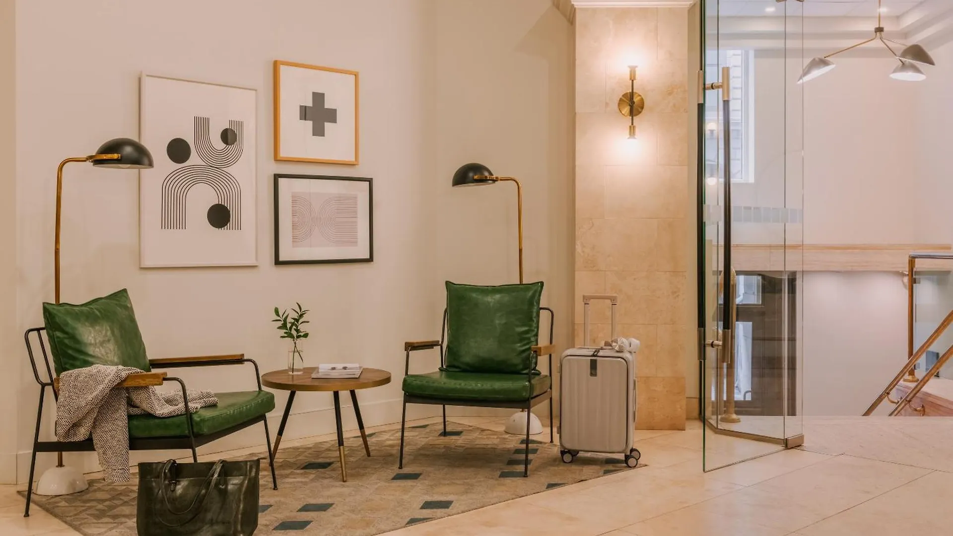 Sonder Le Victoria Aparthotel Montreal 3*,