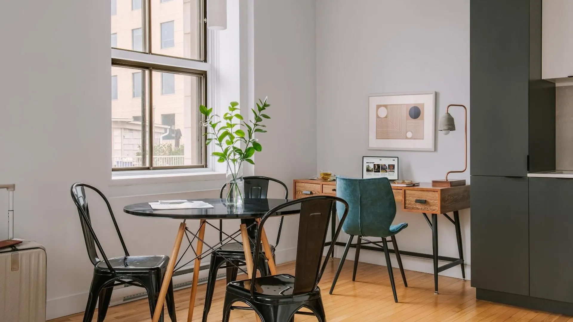 Sonder Le Victoria Aparthotel Montreal
