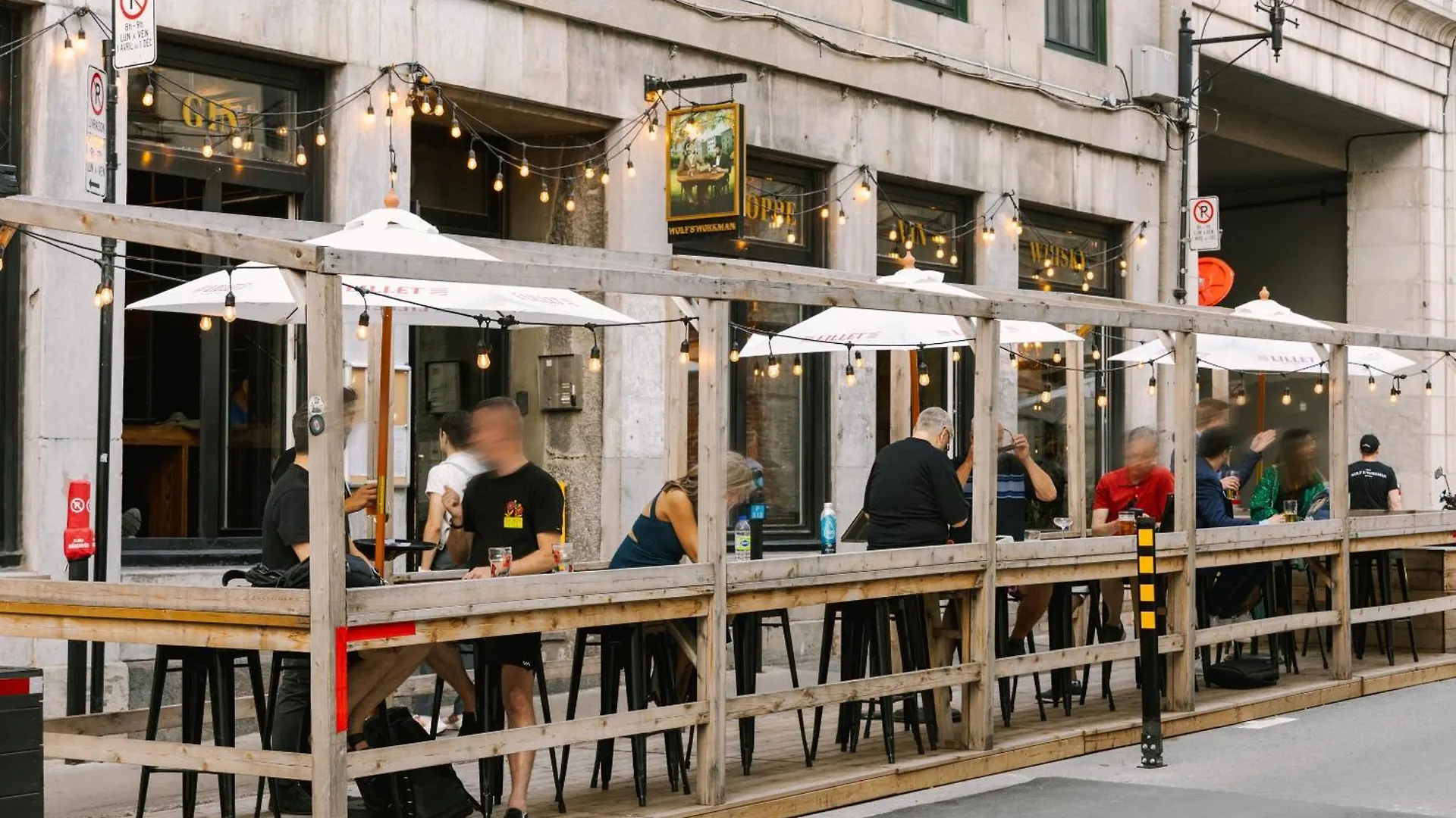 Sonder Le Victoria Aparthotel Montreal